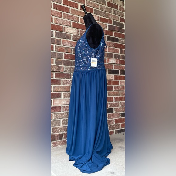 NW Woman Plus Size  16W Peacock Nude Blue  Gown Dress Sequins Sleeveless NWT - Picture 4 of 13